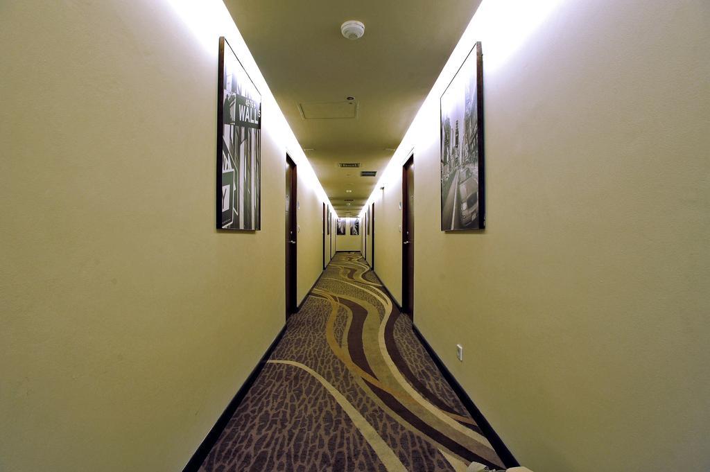 Midtown Hotel Surabaja Zewnętrze zdjęcie