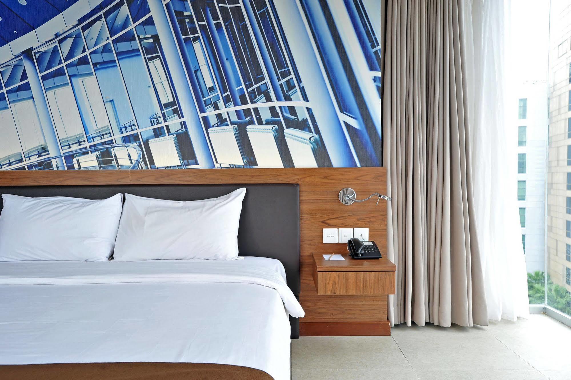 Midtown Hotel Surabaja Zewnętrze zdjęcie